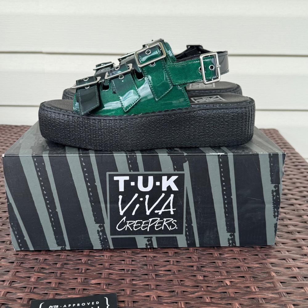 T.U.K. Viva Creeper Sandals Green Iridescent 3-Strap Buckle Platform Sz 7 New